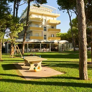 Aparthotel La Pineta, Lido di Jesolo